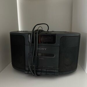 SONY ICF-CS650 Dream Machine Alarm Clock AM / FM Radio Cassette Player Tested